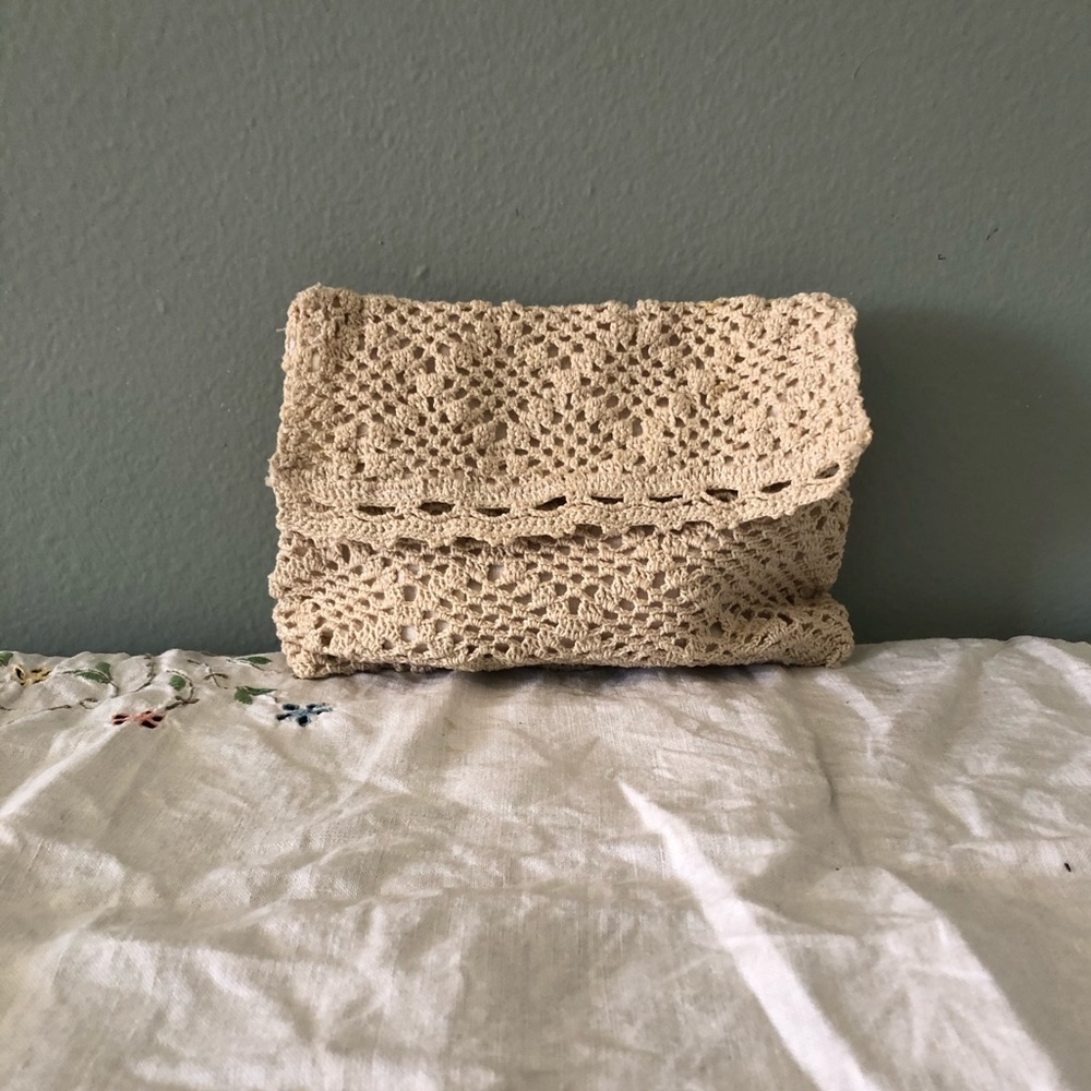 Small clutch